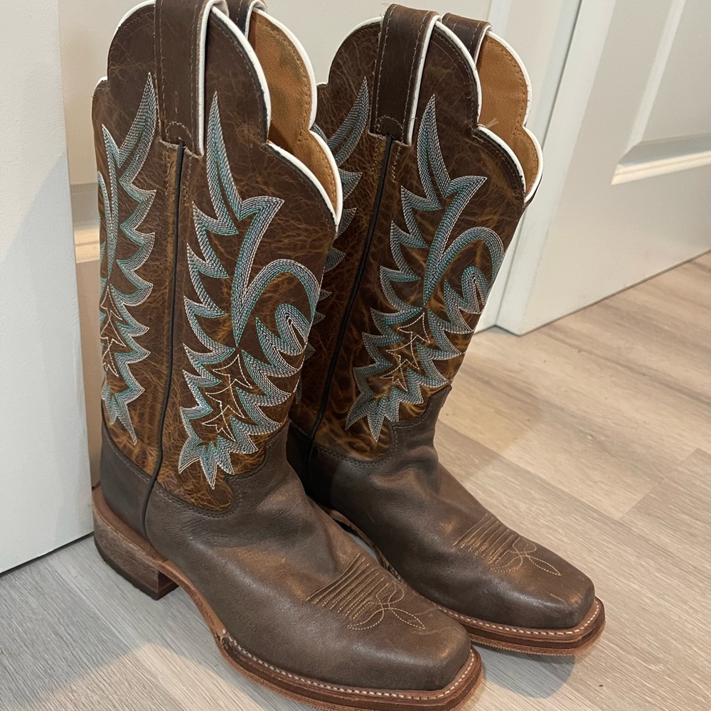 Womens cowboy boots